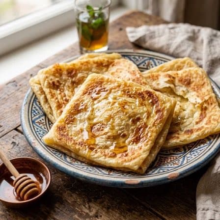 Msemen marocains feuilletés faits main à Nice Carlone — Le Délice d'Amal